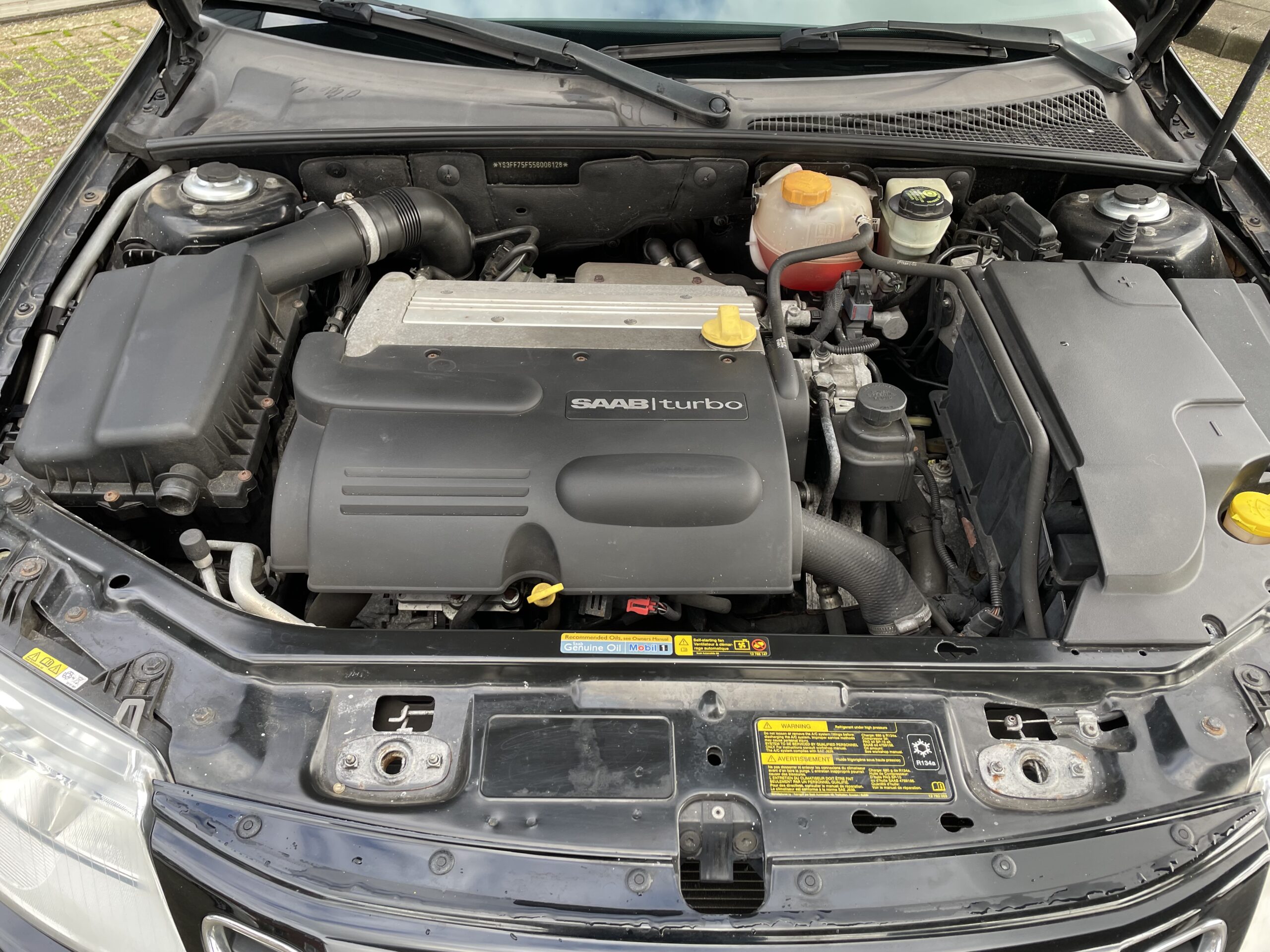 Saab 9-3 1.8T Vector Cabrio | Bijzonder mooi | Zeer goed onderhouden | Afneembare trekhaak | Youngtimer - Afbeelding 35