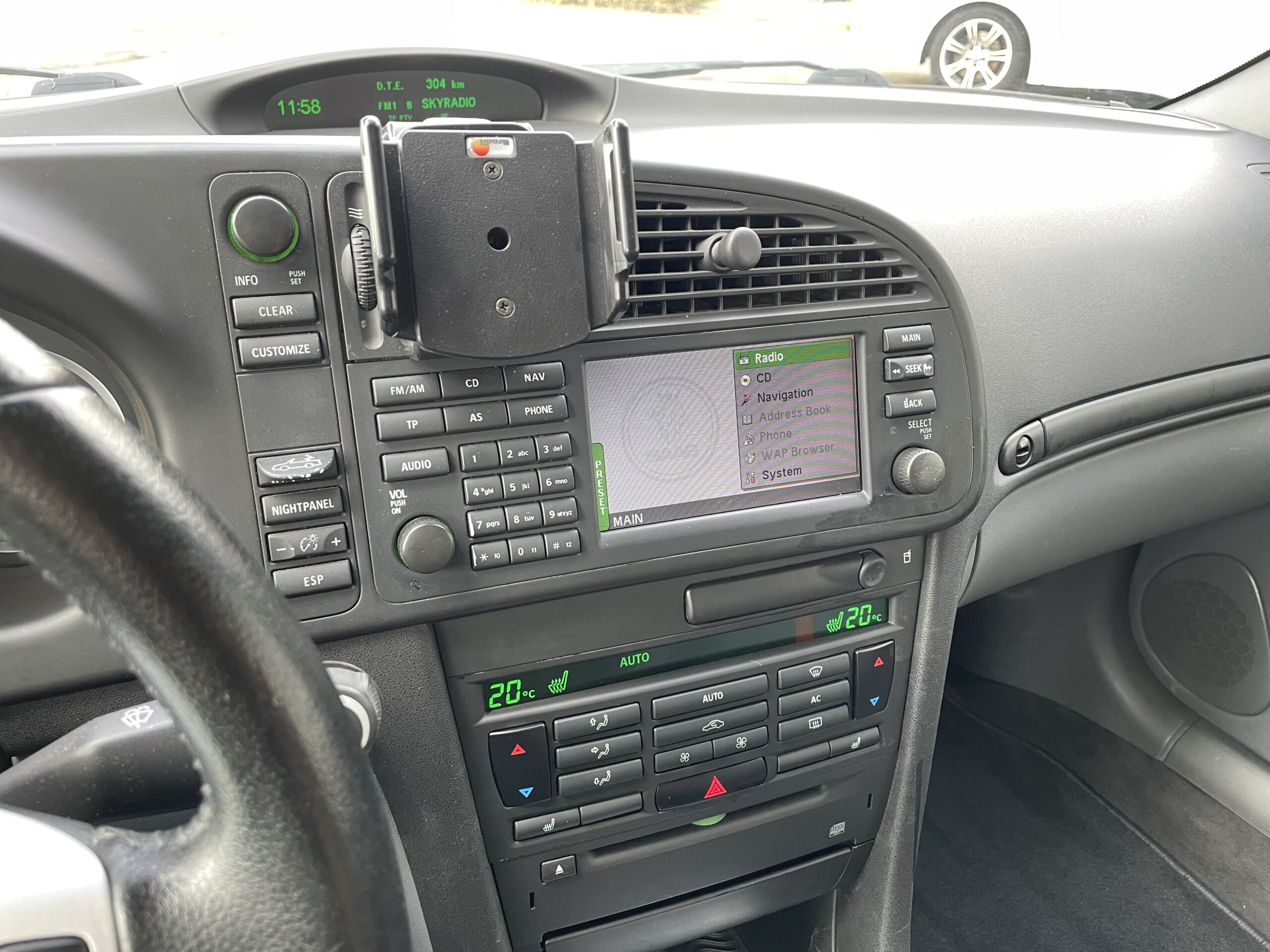 Saab 9-3 1.8T Vector Cabrio | Bijzonder mooi | Zeer goed onderhouden | Afneembare trekhaak | Youngtimer - Afbeelding 25