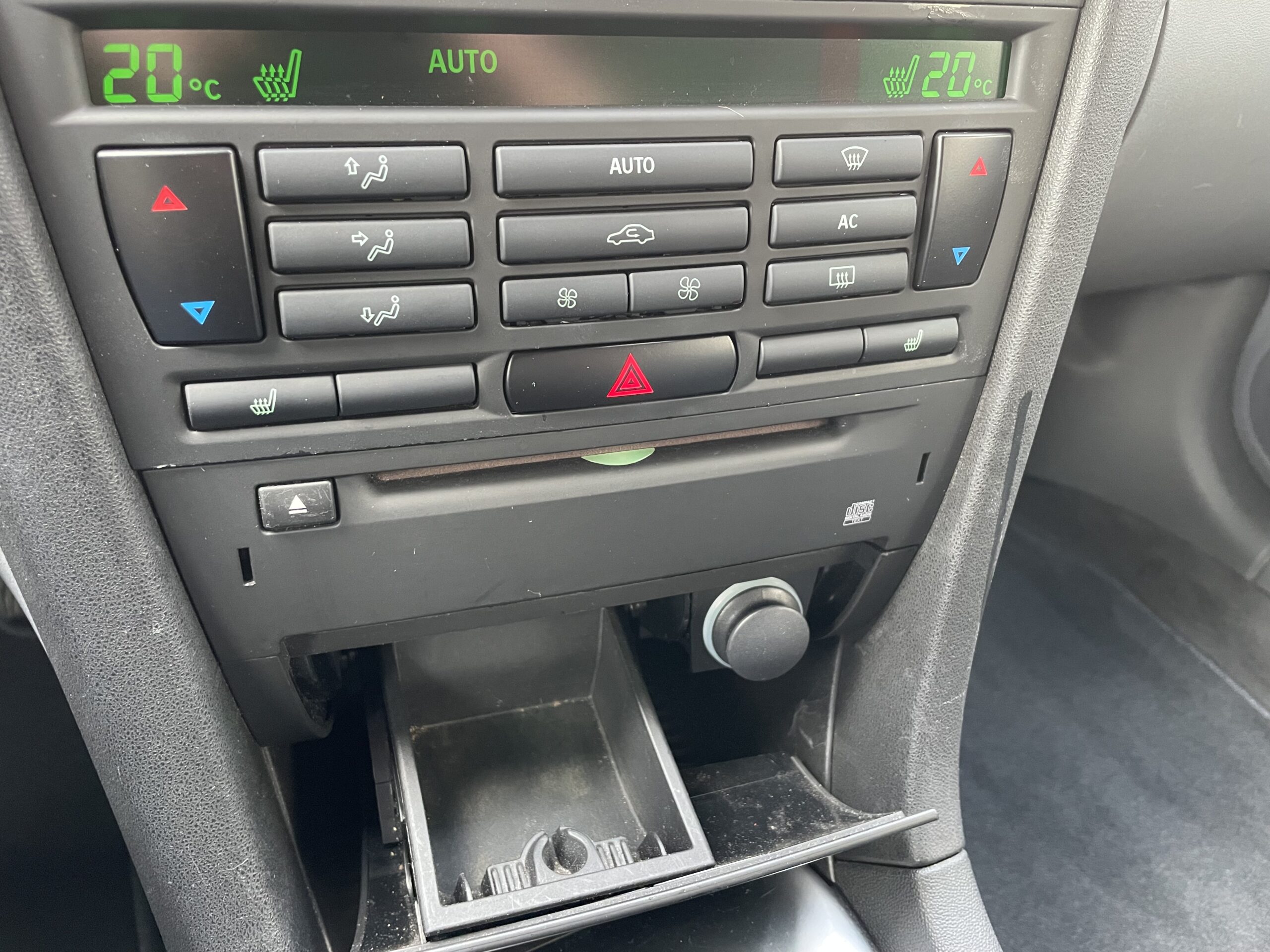 Saab 9-3 1.8T Vector Cabrio | Bijzonder mooi | Zeer goed onderhouden | Afneembare trekhaak | Youngtimer - Afbeelding 28